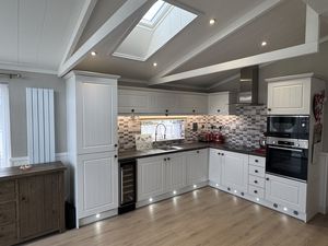 Kitchen- click for photo gallery